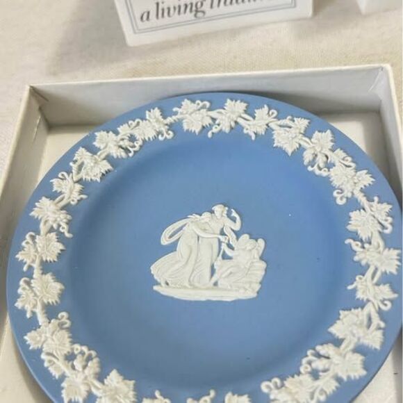 Other - Wedgwood Blue Jasperware Collector Small Plate NOS Item